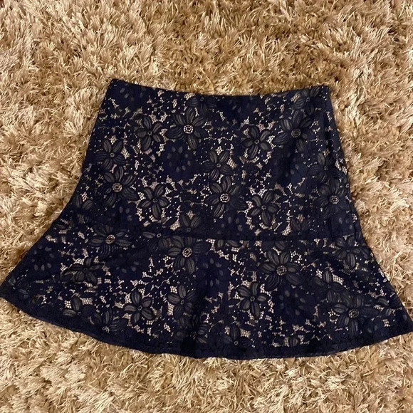 Brooks Brothers lace skirt size 12 NWT